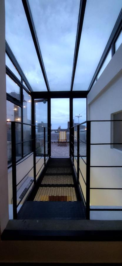House With Large Terrace, Jacuzzi And Gated Parking For One Car Villa Montevideo Exterior photo
