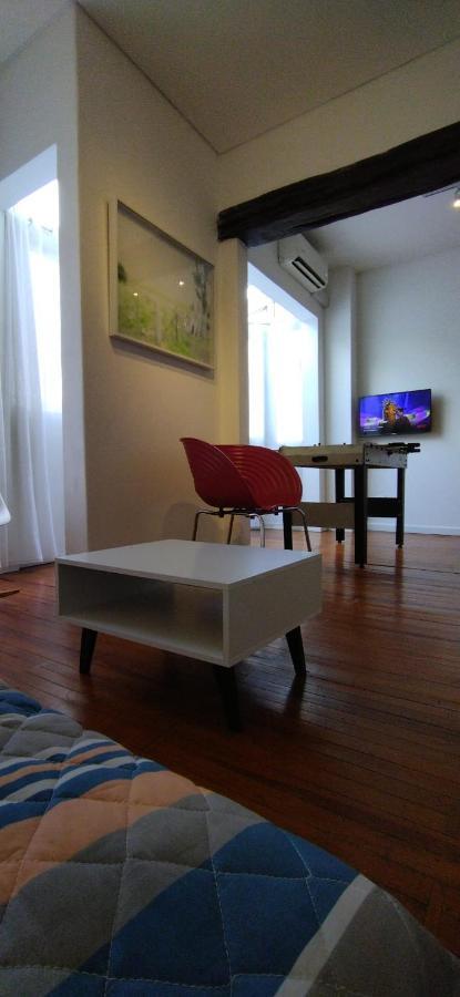 House With Large Terrace, Jacuzzi And Gated Parking For One Car Villa Montevideo Exterior photo